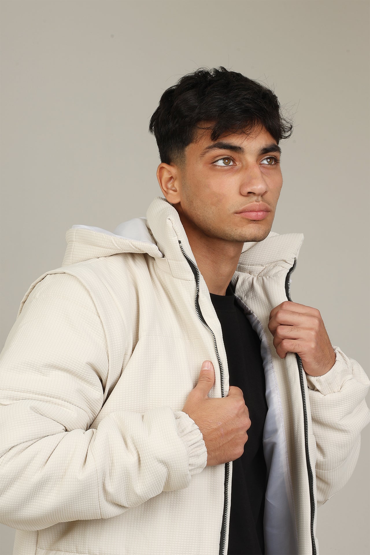 Beige Puffer vest/jacket squared