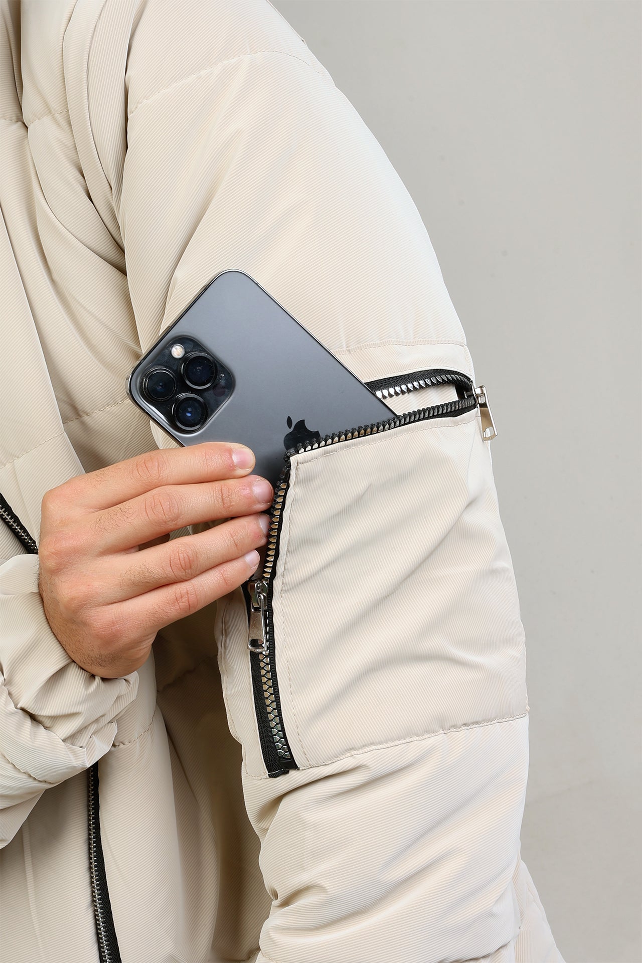 Beige Puffer vest/jacket (waterproof)